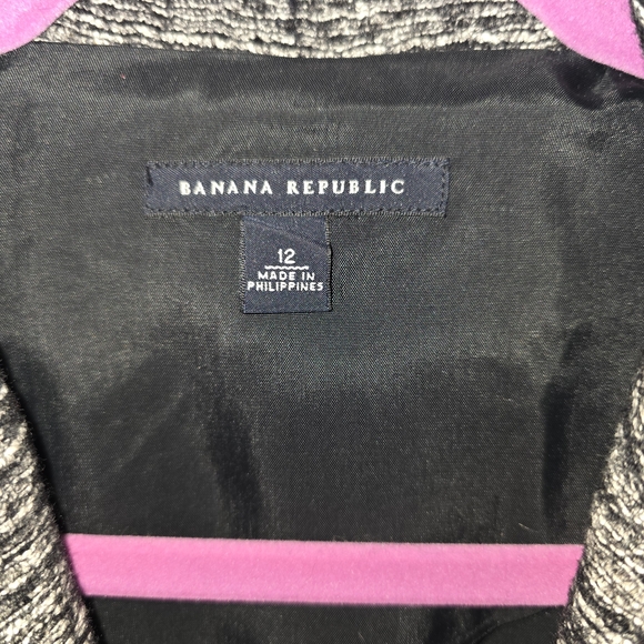 Banana Republic Women's Black and Gray Blazer - Picture 2 of 5